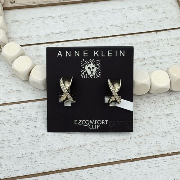 Anne Klein E-ZComfort Clip Gold CE Cry Crossover Hoops NWT - Picture 4 of 5